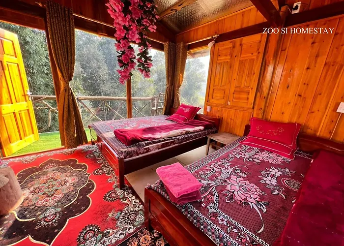 Zoo Si Homestay